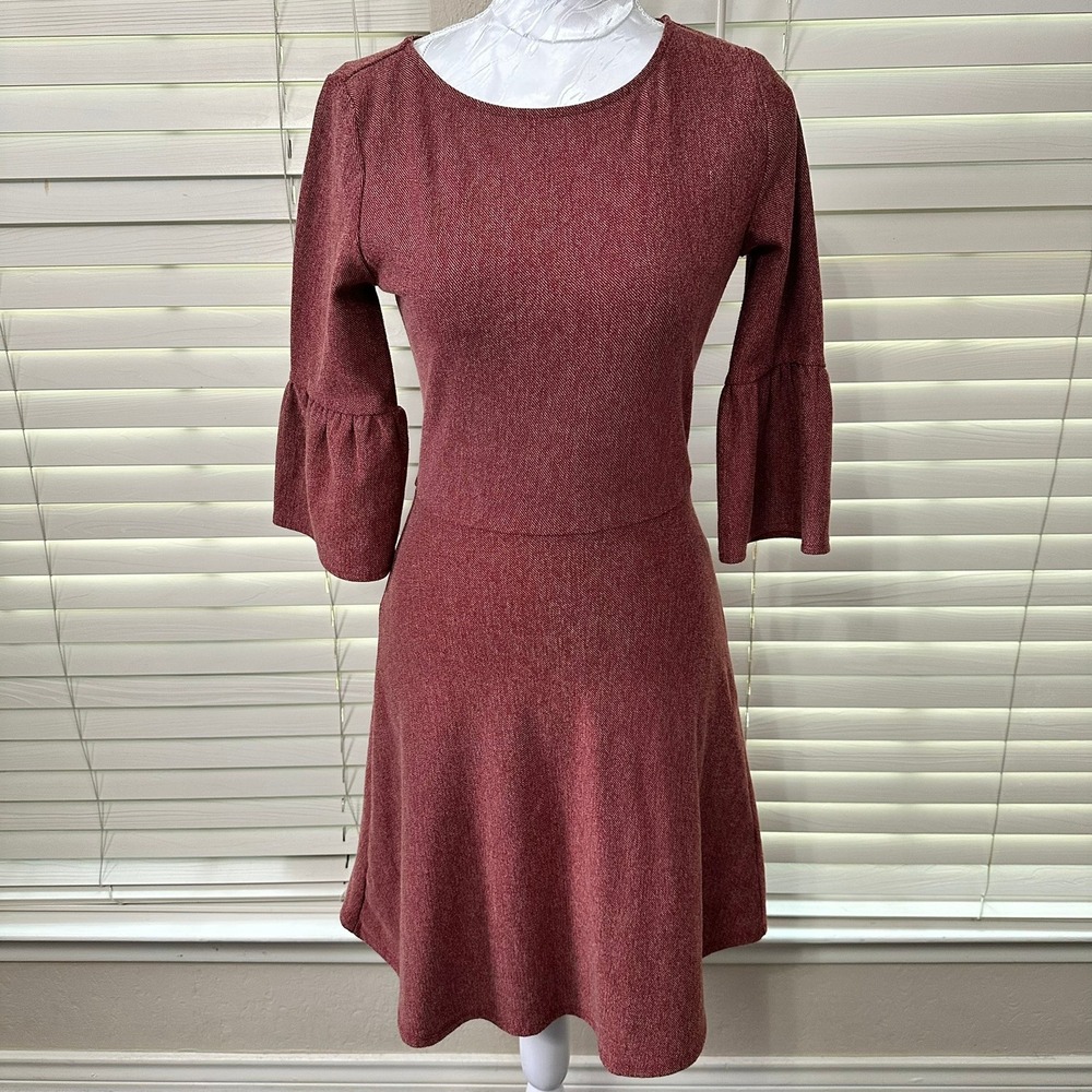 Cremieux Fit and Flare Dress‎ Womens Small Burgundy Bell Sleeve Heathered Knit